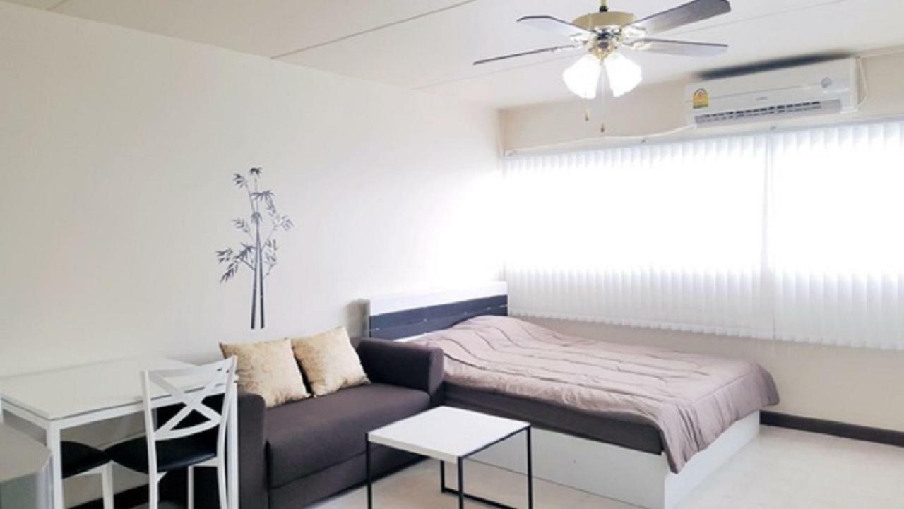 Condo C6 IMPACT Nonthaburi Esterno foto